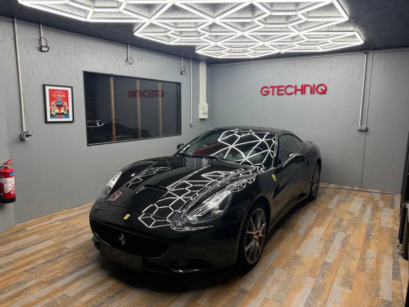 Ferrari California Noir 